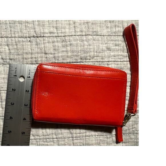 Halogen Women's Wallet Red Orange Leather Wristlet Zip Gold Metal Details - EUC - Picture 3 of 6